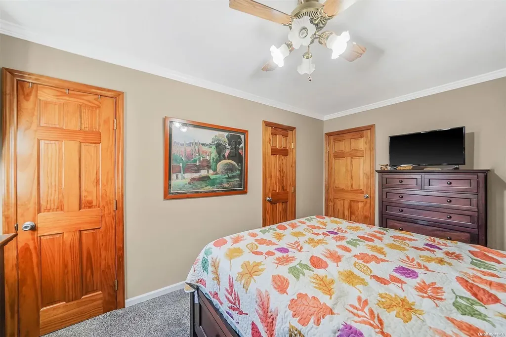 199 Avondale Drive Centereach NY 11720