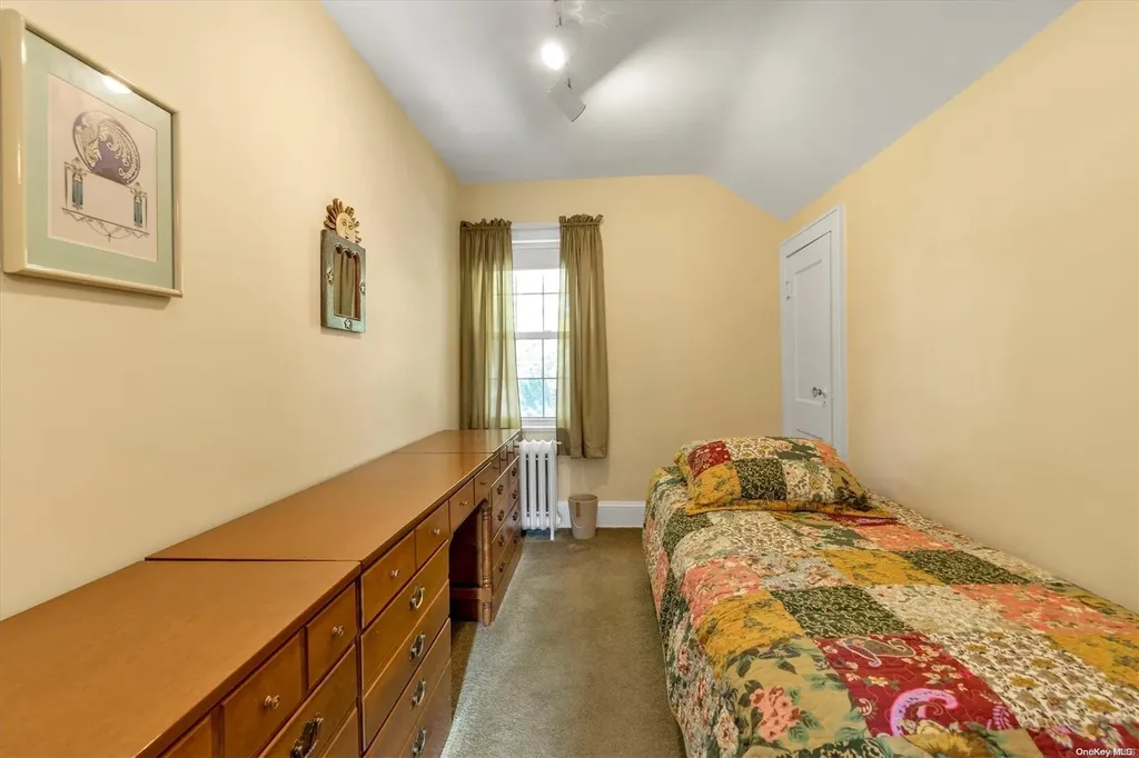 22 Lenox Avenue Lynbrook NY 11563