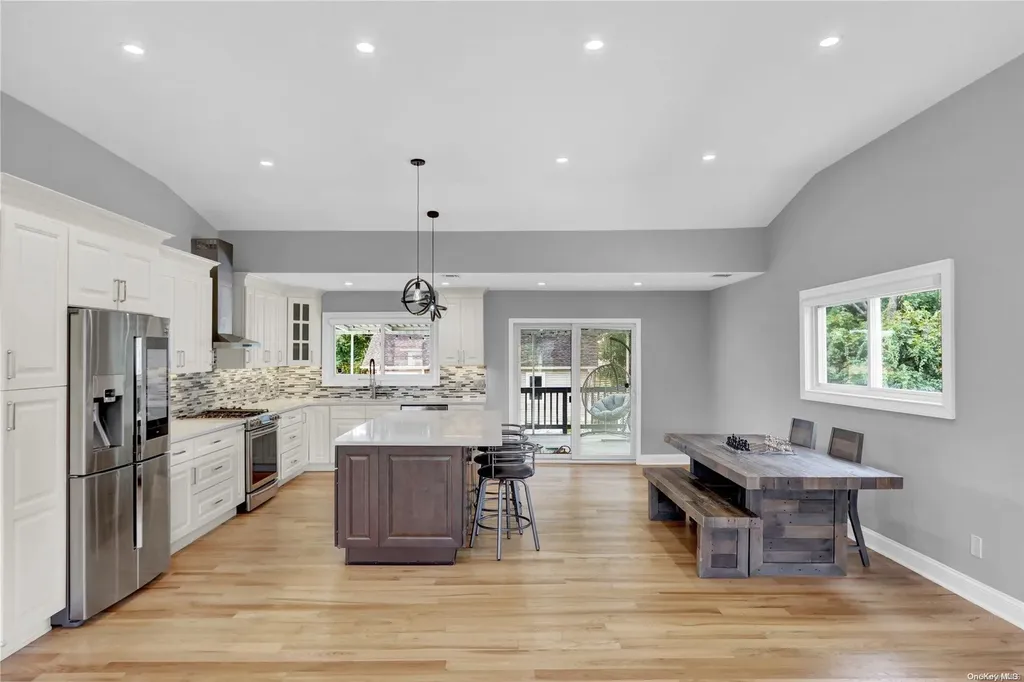 1760 E Berkshire Road Merrick NY 11566