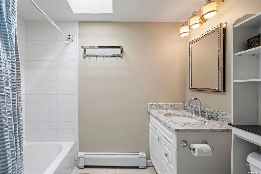 5 Meadow Place Northport NY 11768