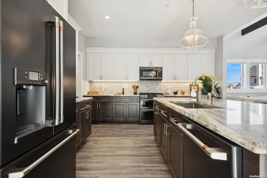 119 S Bay Drive Babylon NY 11702