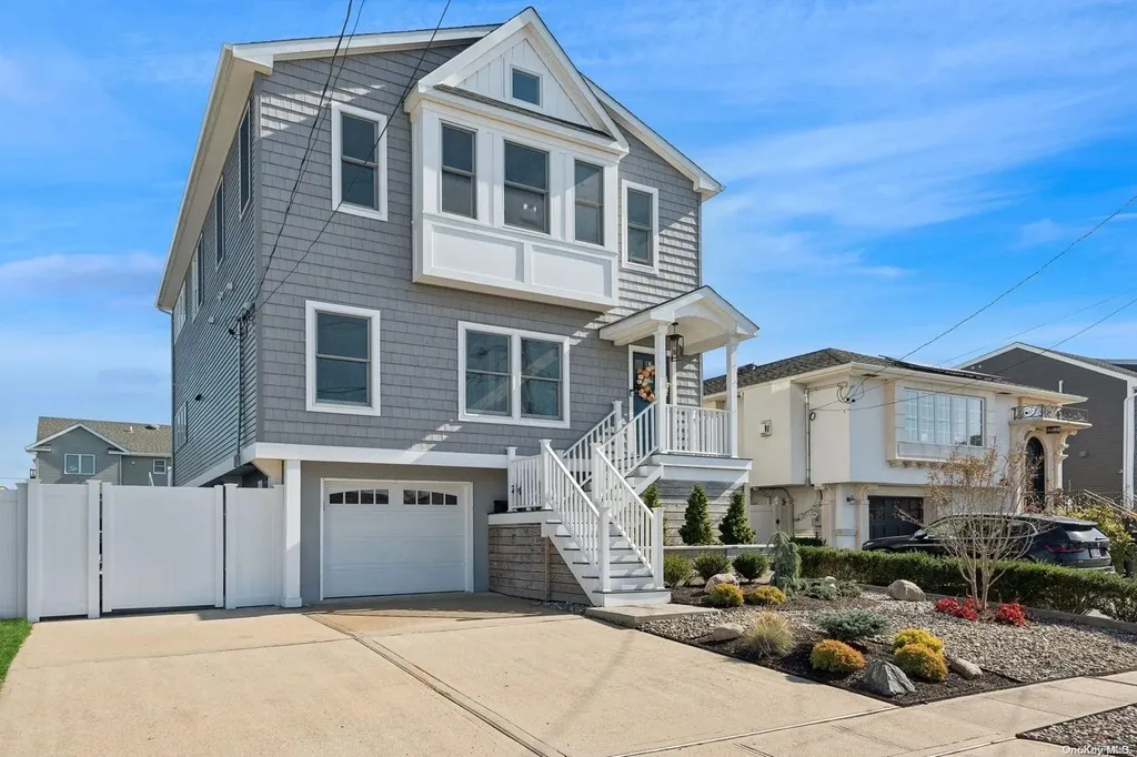119 S Bay Drive Babylon NY 11702