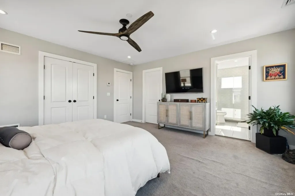 119 S Bay Drive Babylon NY 11702