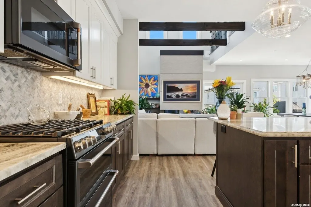 119 S Bay Drive Babylon NY 11702