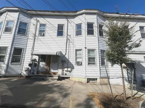 165 Chestnut Avenue Staten Island NY 10305