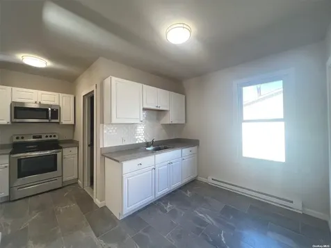 165 Chestnut Avenue Staten Island NY 10305