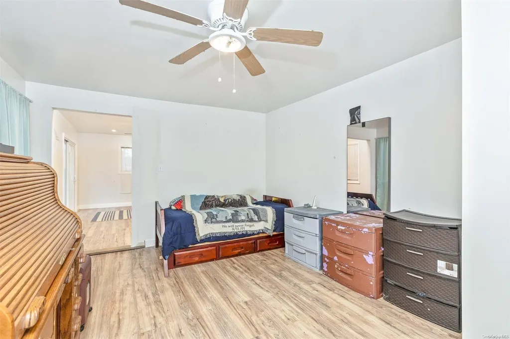 25 Sweetbriar Drive Mastic NY 11950