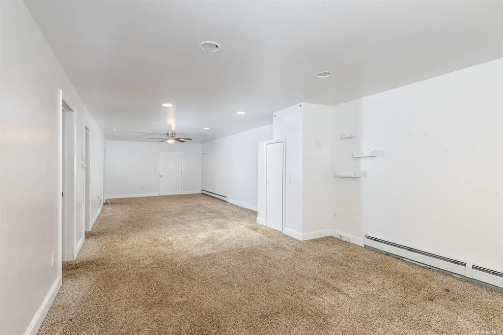 25 Sweetbriar Drive Mastic NY 11950