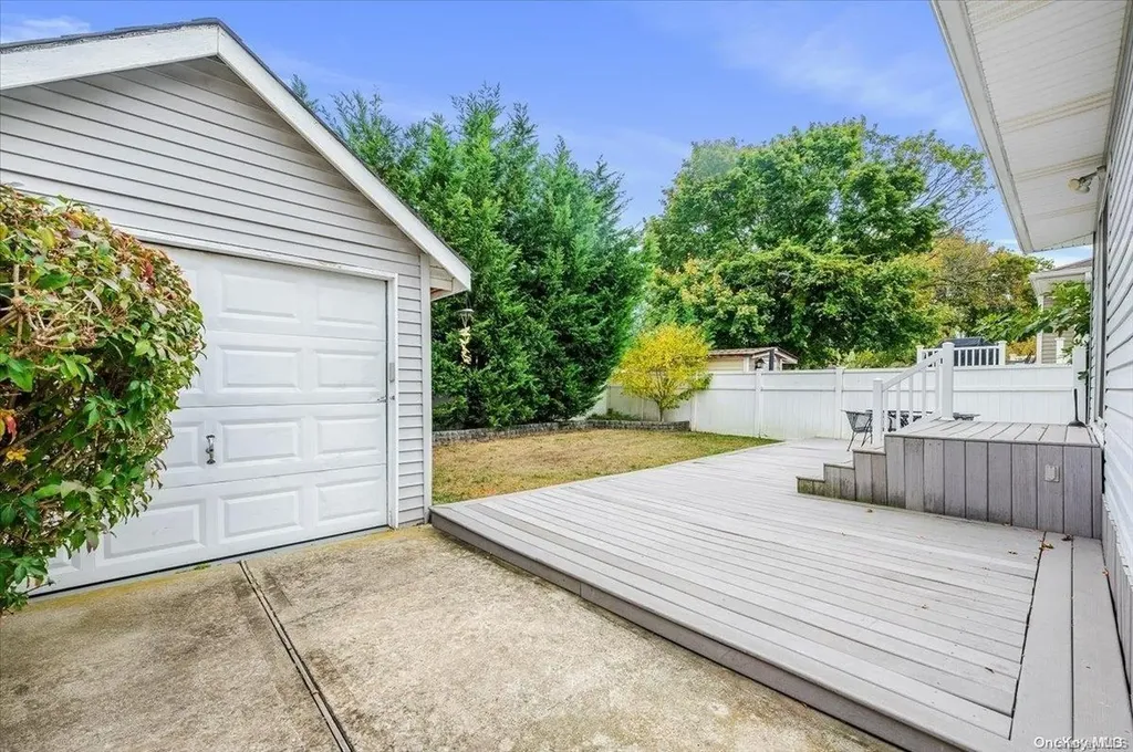 2741 Harvard Place Baldwin NY 11510