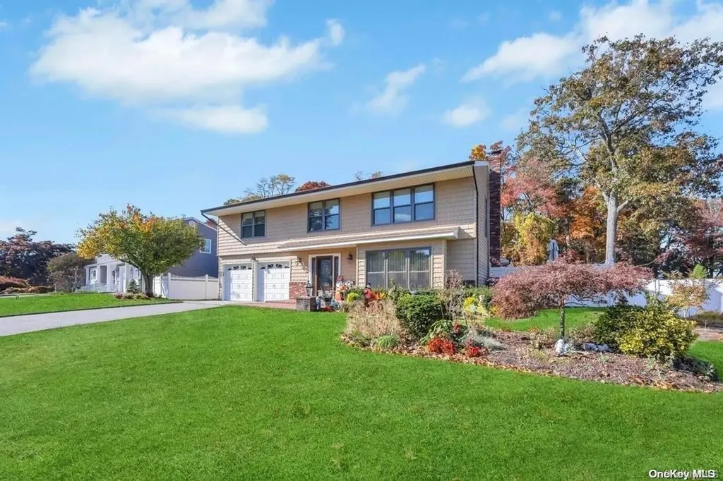 34 Apple Tree Drive Hauppauge NY 11788