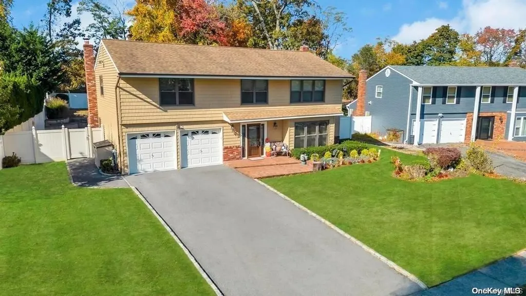 34 Apple Tree Drive Hauppauge NY 11788