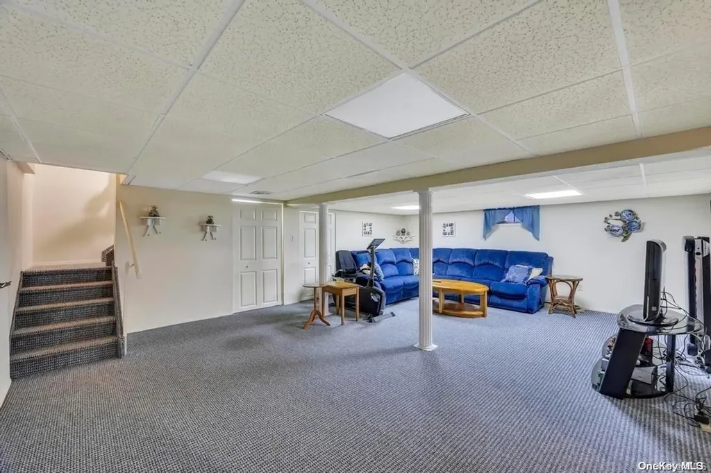 34 Apple Tree Drive Hauppauge NY 11788