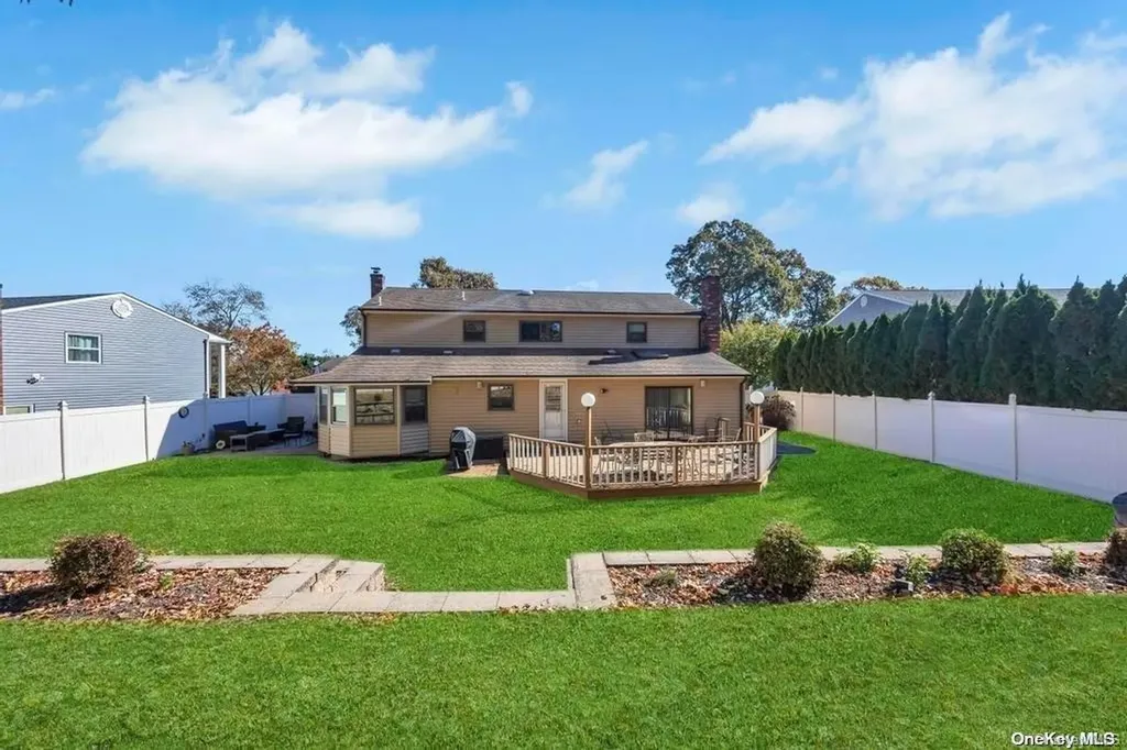 34 Apple Tree Drive Hauppauge NY 11788