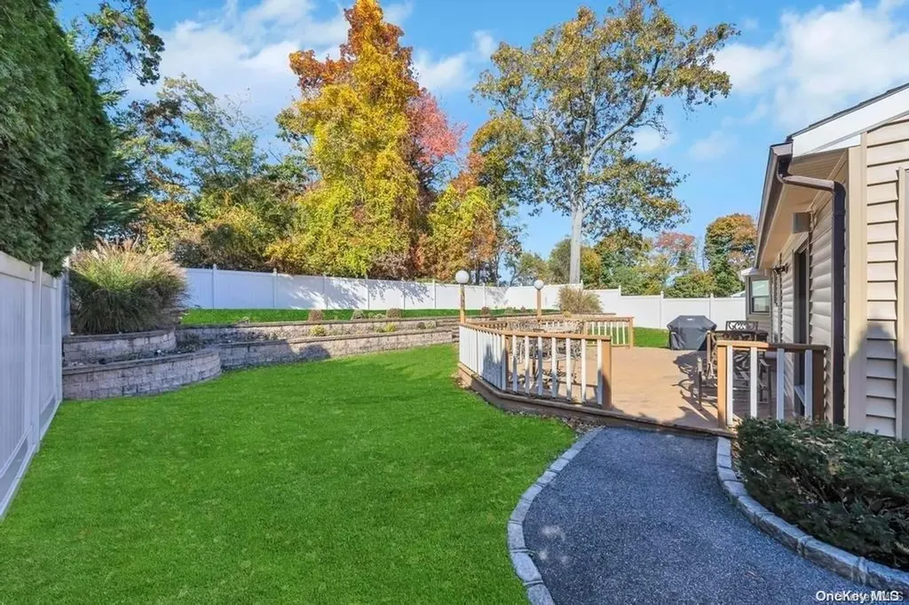 34 Apple Tree Drive Hauppauge NY 11788