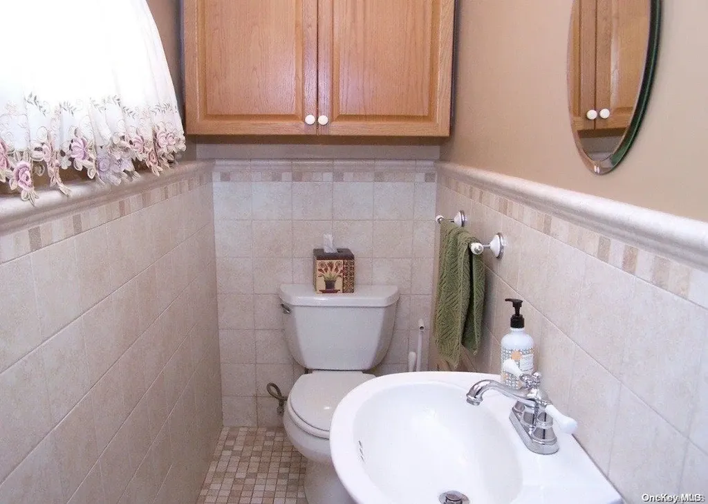 25 Alma Lane Plainview NY 11803