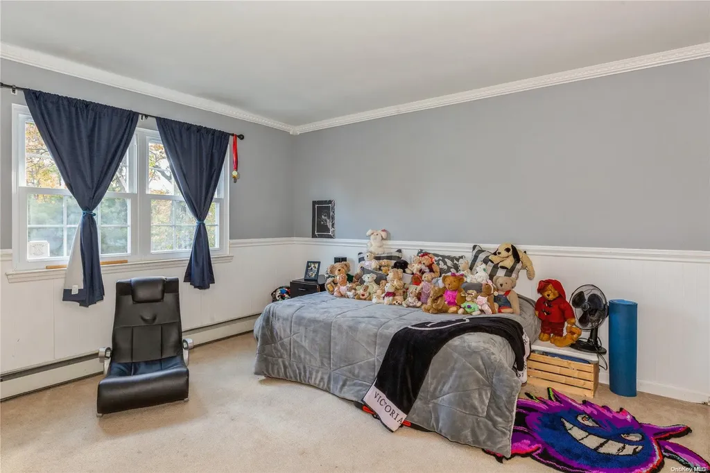 34 Daisy Place Selden NY 11784
