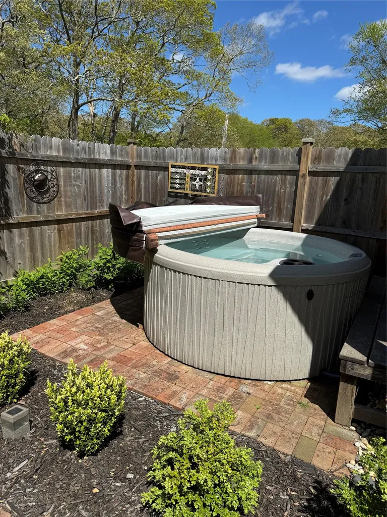 21 Summit Boulevard Westhampton NY 11977