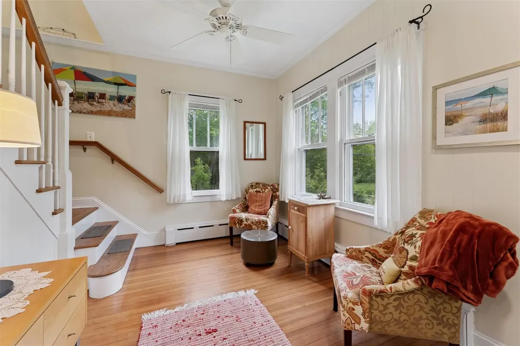 21 Summit Boulevard Westhampton NY 11977