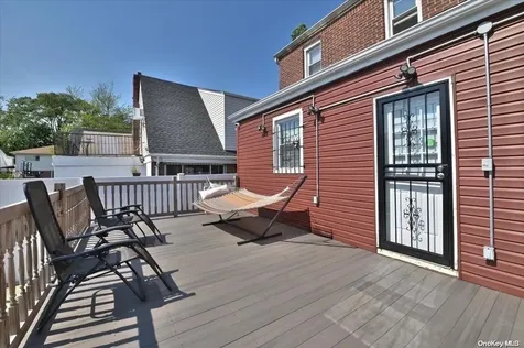 Kew Garden Hills NY 11367