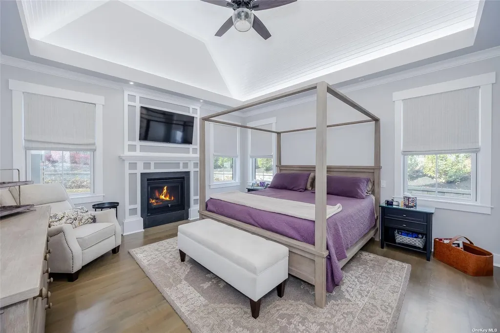 4 Arbutus Path Port Jefferson NY 11777