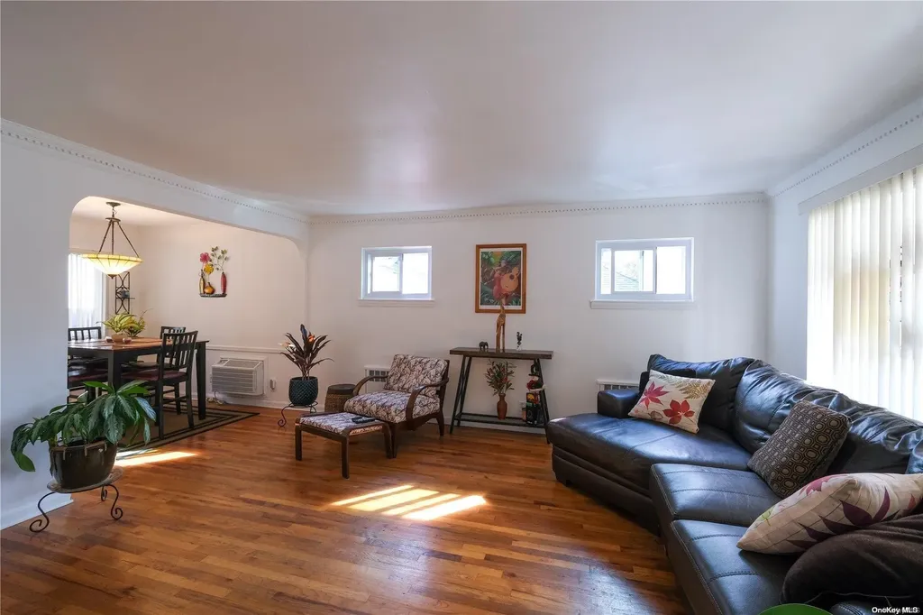 1602 Arkansas Drive Valley Stream NY 11580