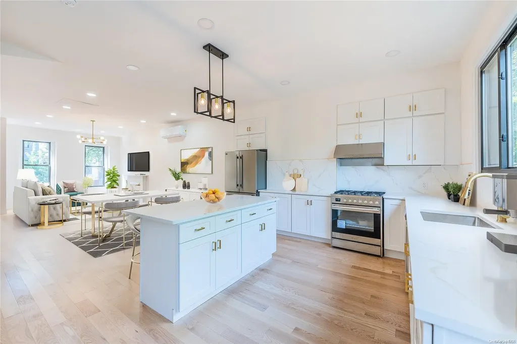 596 Van Buren Street Brooklyn NY 11221