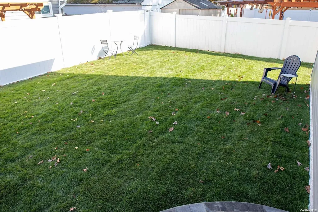 1518 Johnson Avenue Elmont NY 11003
