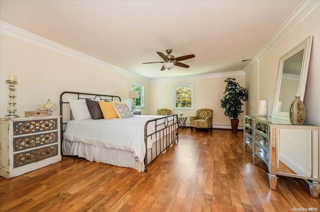 8 Frost Lane Wading River NY 11792
