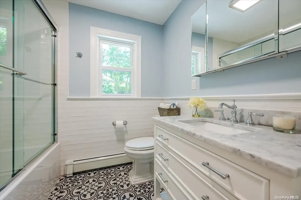 8 Frost Lane Wading River NY 11792