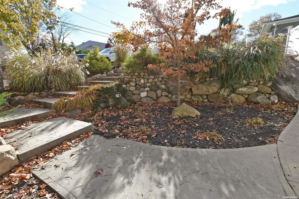 266 Locust Drive Rocky Point NY 11778
