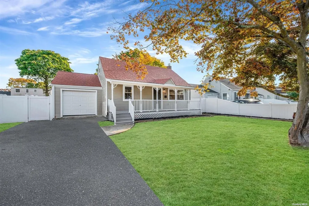63 Hilliard Avenue Central Islip NY 11722