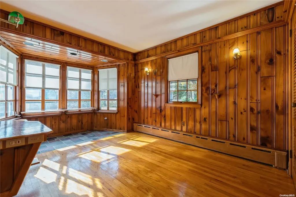 42 Oxbow Road Patchogue NY 11772