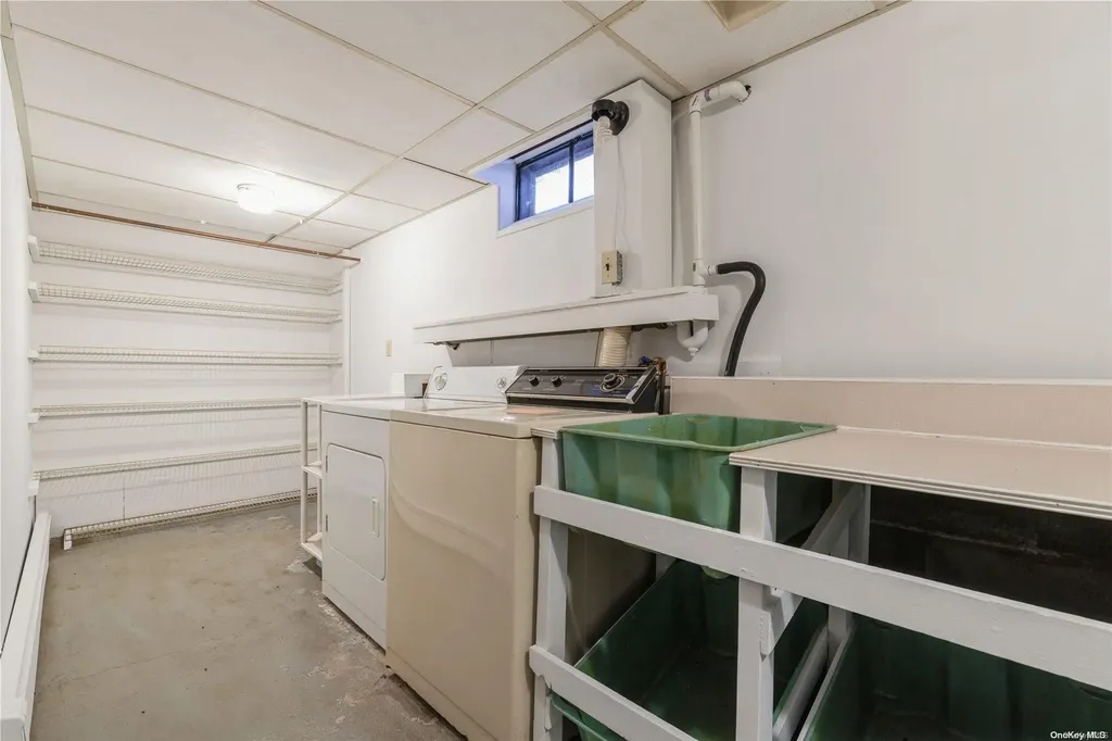 42 Oxbow Road Patchogue NY 11772
