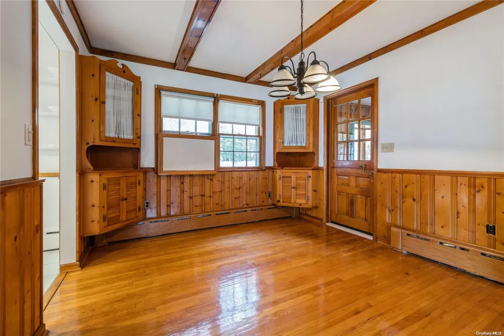 42 Oxbow Road Patchogue NY 11772