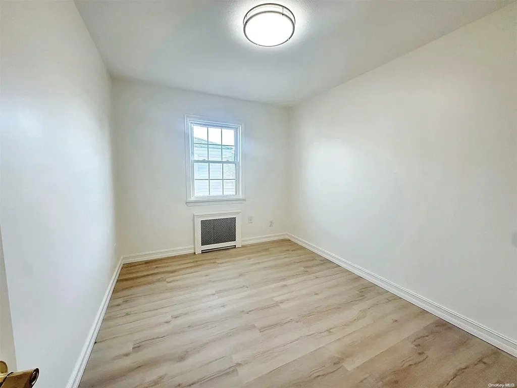 89-04 Aubrey Avenue Glendale NY 11385