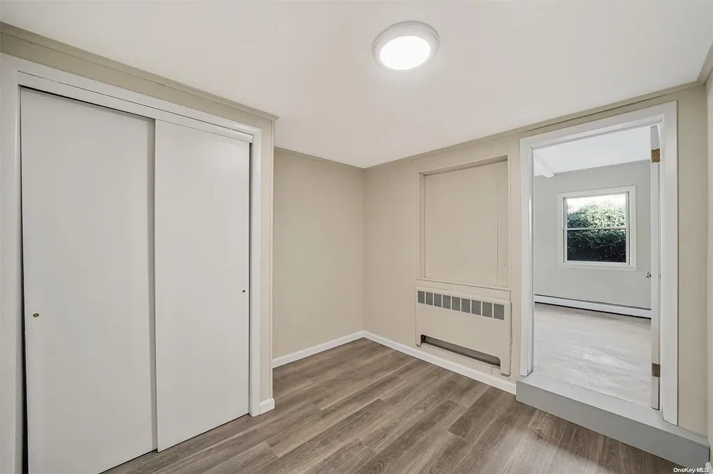 1327 Elayne Avenue Bay Shore NY 11706