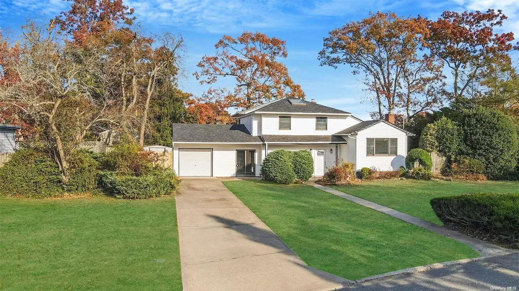1327 Elayne Avenue Bay Shore NY 11706