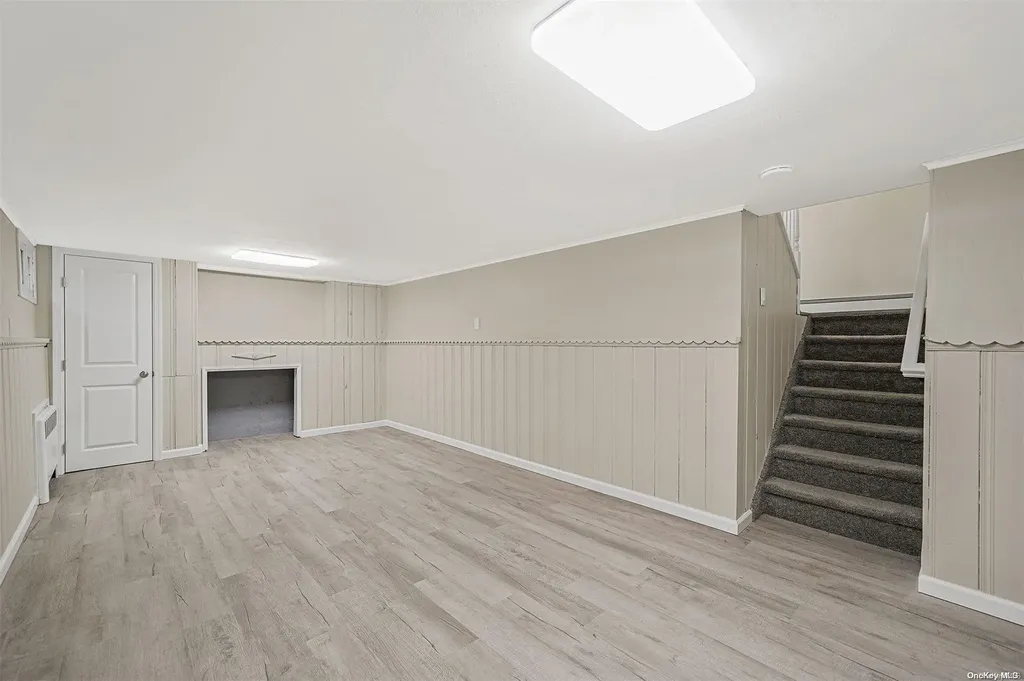 1327 Elayne Avenue Bay Shore NY 11706