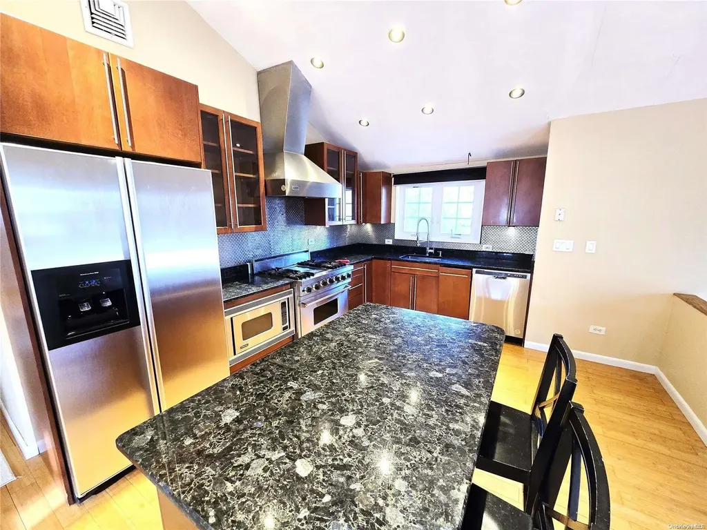 2364 Beverly Road Wantagh NY 11793