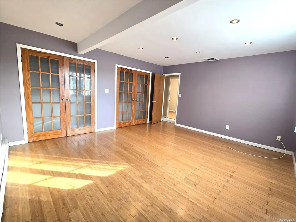 2364 Beverly Road Wantagh NY 11793