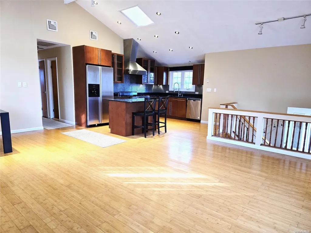 2364 Beverly Road Wantagh NY 11793