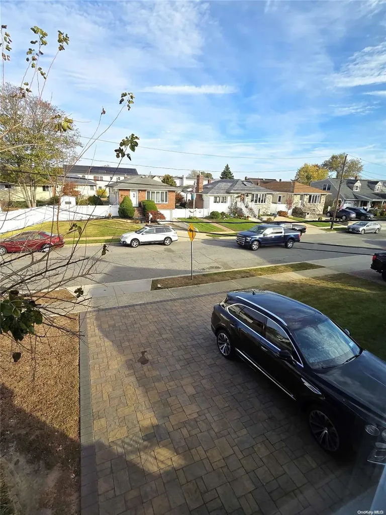 2364 Beverly Road Wantagh NY 11793