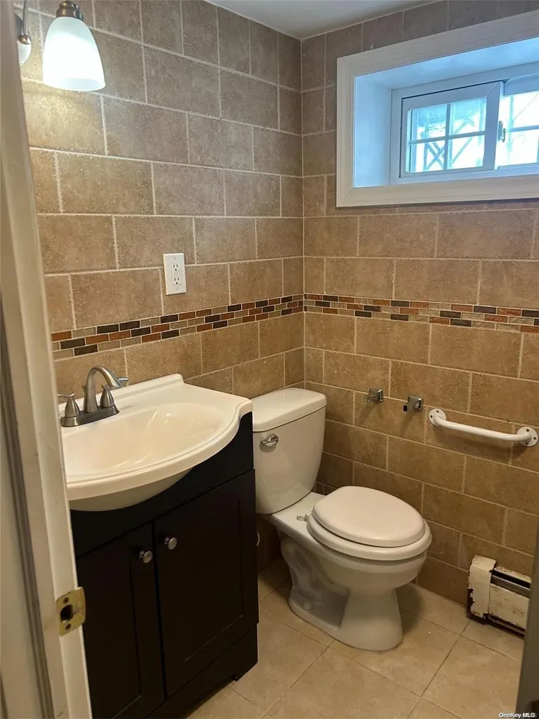 191-17 112th Road Saint Albans NY 11412