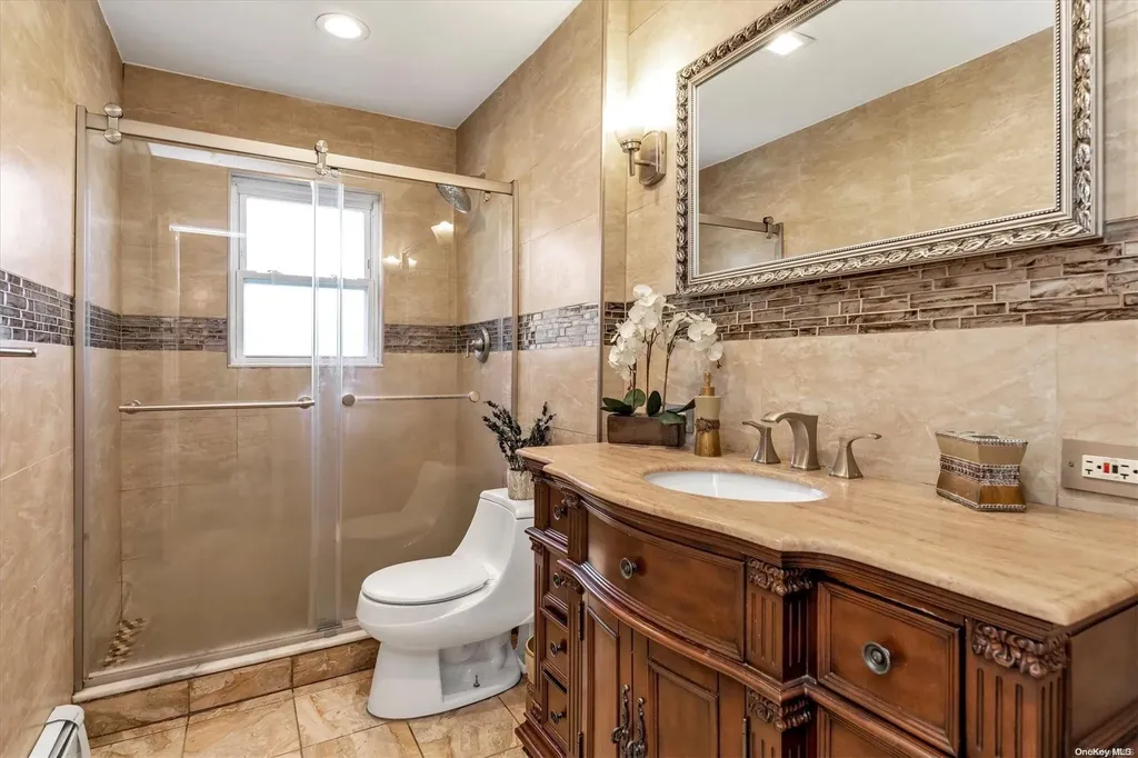 115 Haypath Road Plainview NY 11803