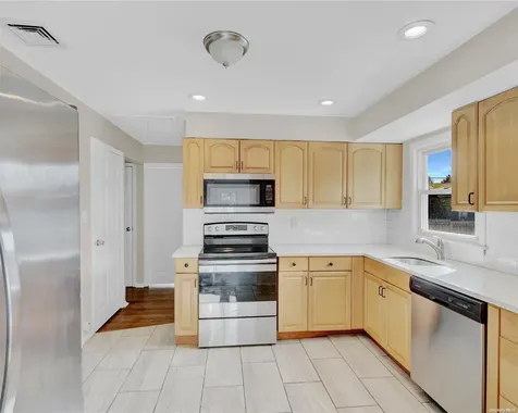 76 Miller Avenue North Babylon NY 11703