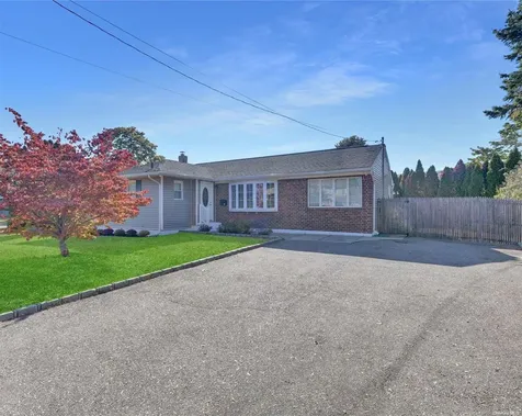 76 Miller Avenue North Babylon NY 11703