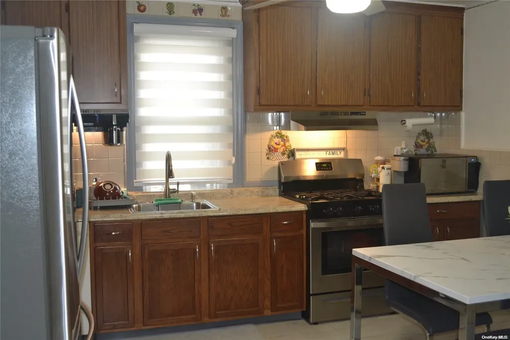 132 Logan Street Brooklyn NY 11208