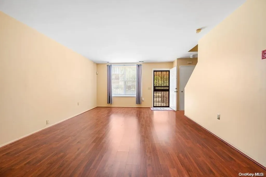 424 Snediker Avenue Brooklyn NY 11207
