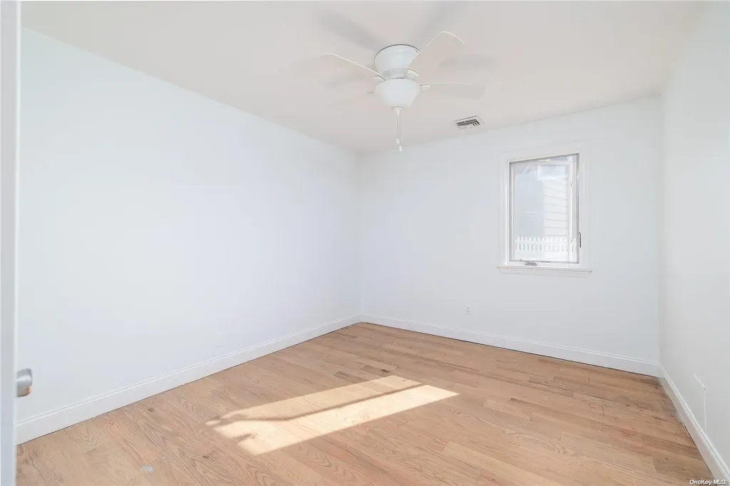 3156 4th Street Oceanside NY 11572