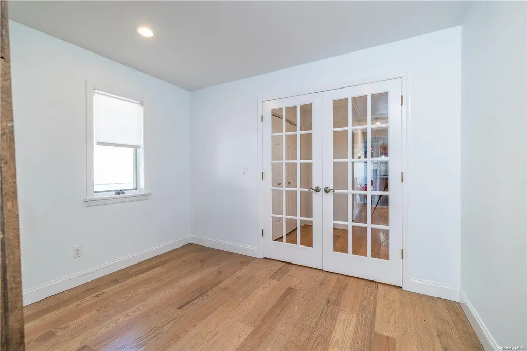 3156 4th Street Oceanside NY 11572